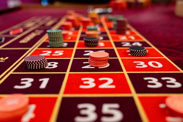 Live dealer dice table interface on mobile